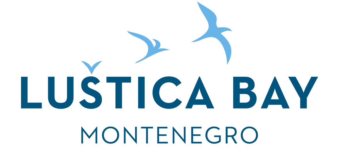 lustica-bay
